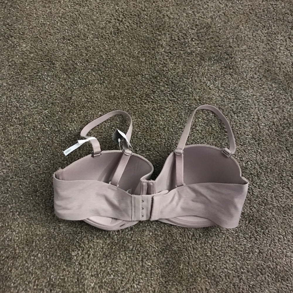 Tan bra - Picture 2 of 3